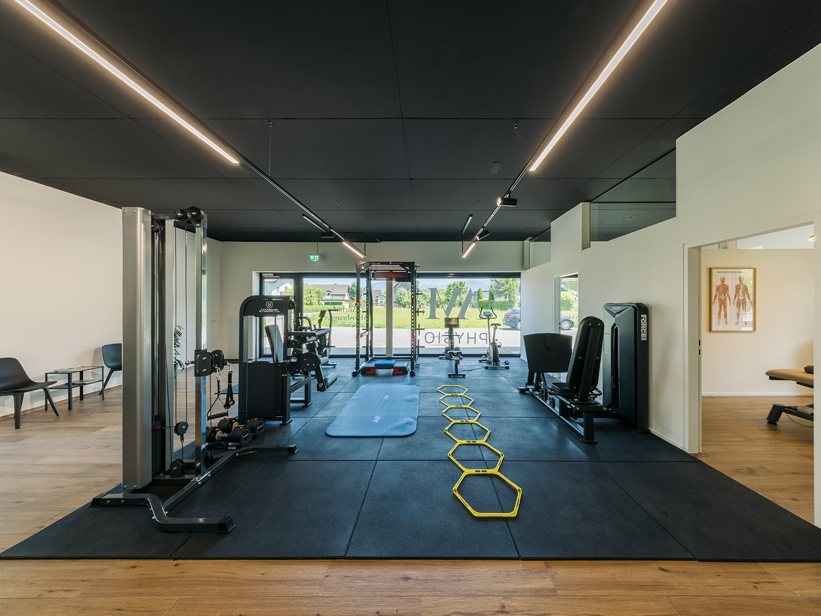 Eigener Kraftraum in der Physiopraxis